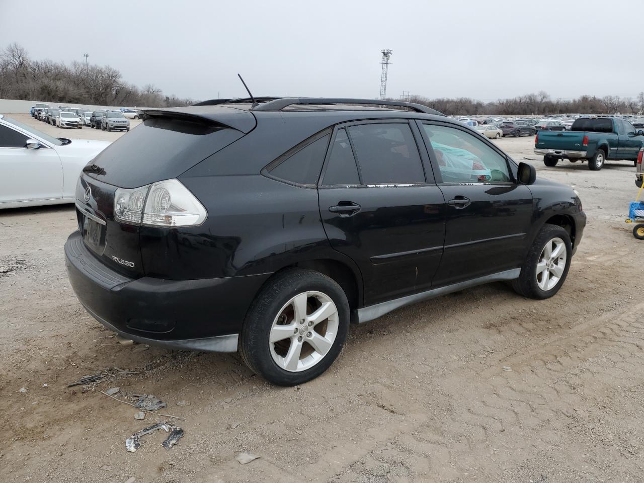 2005 Lexus RX - Image 3