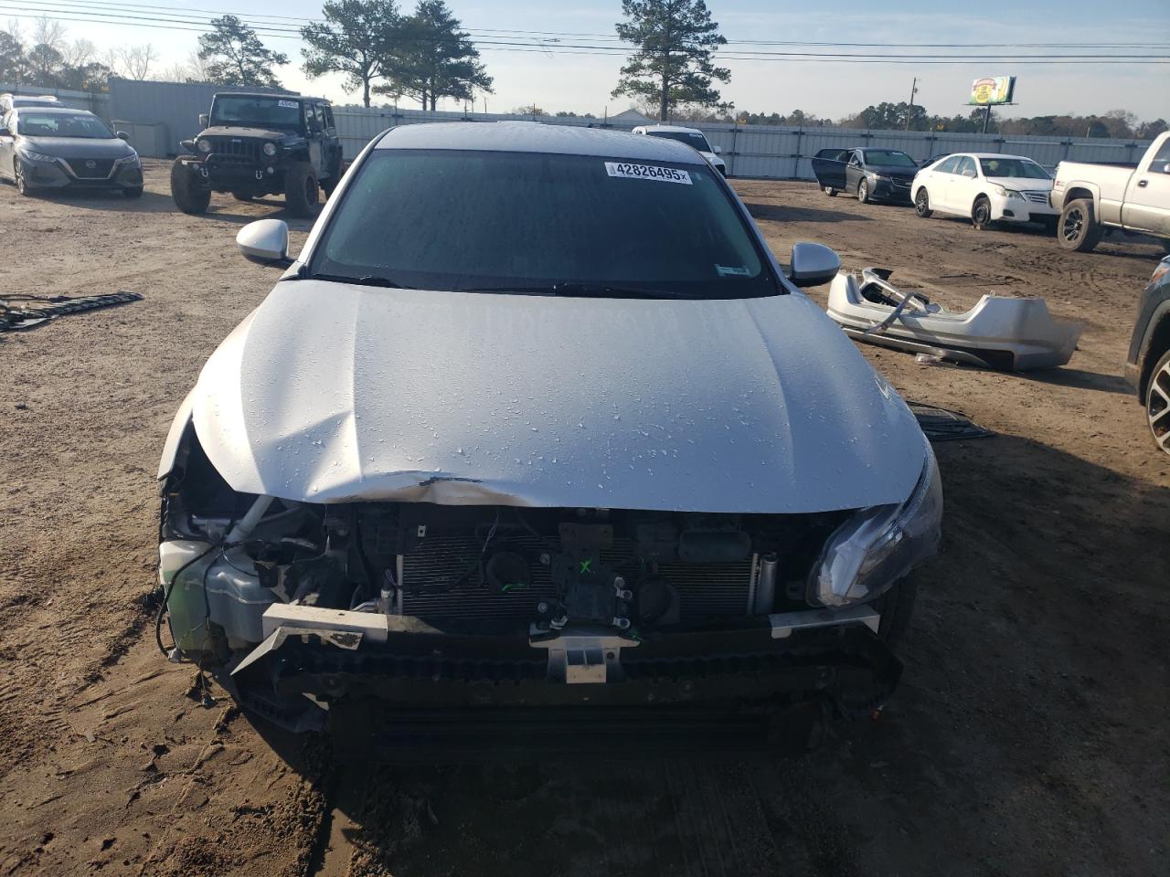 2020 Nissan Altima - Image 5