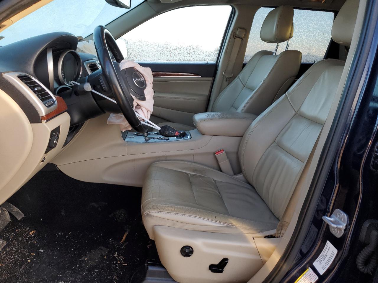 2012 Jeep Grand Cherokee - Image 7
