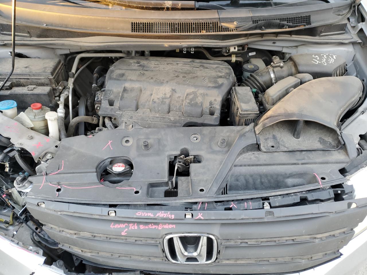 2012 Honda Odyssey - Image 12
