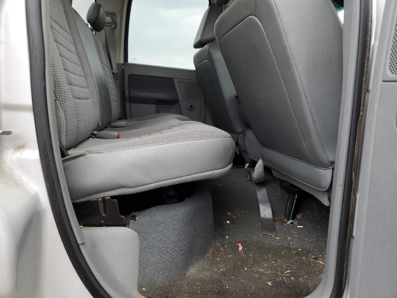 2008 Dodge RAM - Image 11