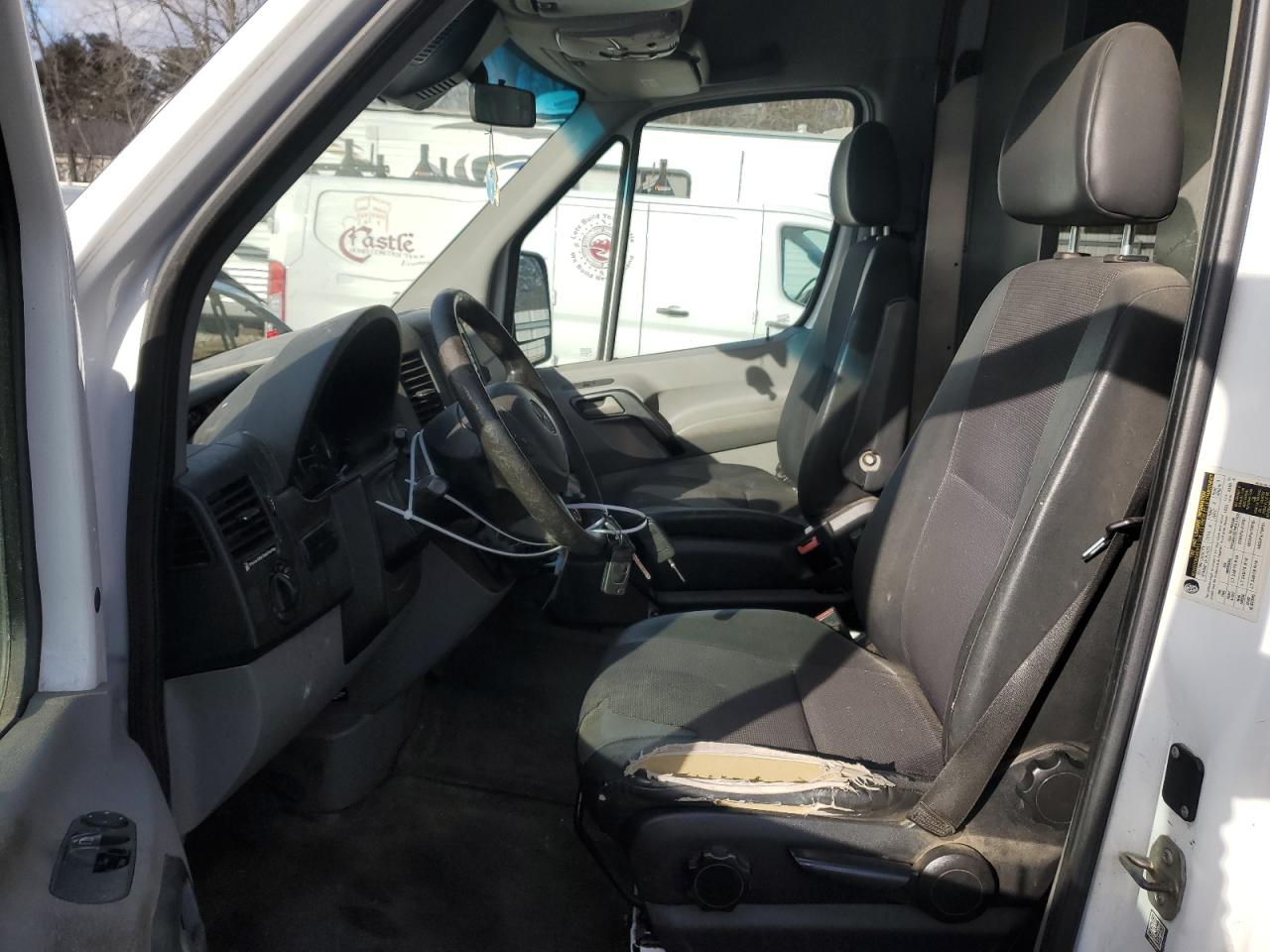 VIN WD3PE7DC1FP142784 2015 MERCEDES-BENZ SPRINTER no.7