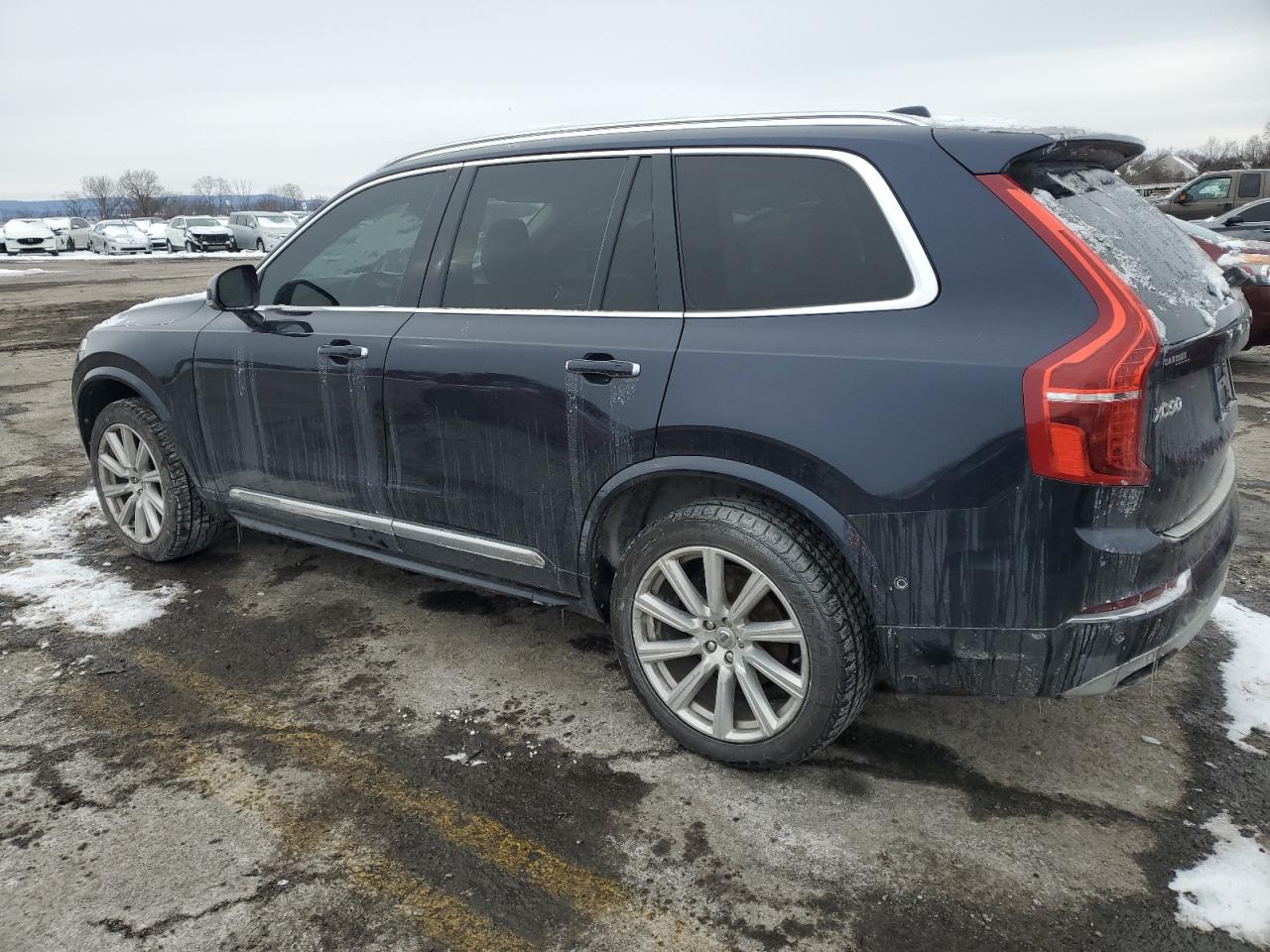 2017 Volvo XC90 - Image 2