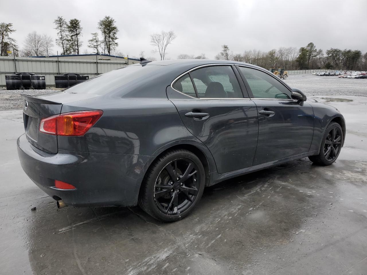 2010 Lexus IS - Image 3
