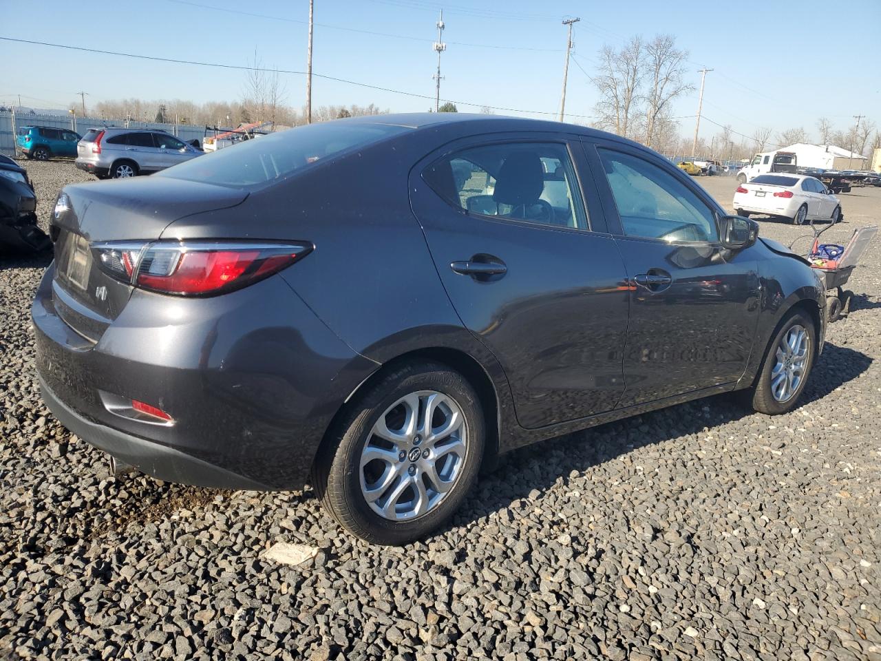 2018 Toyota Yaris - Image 3