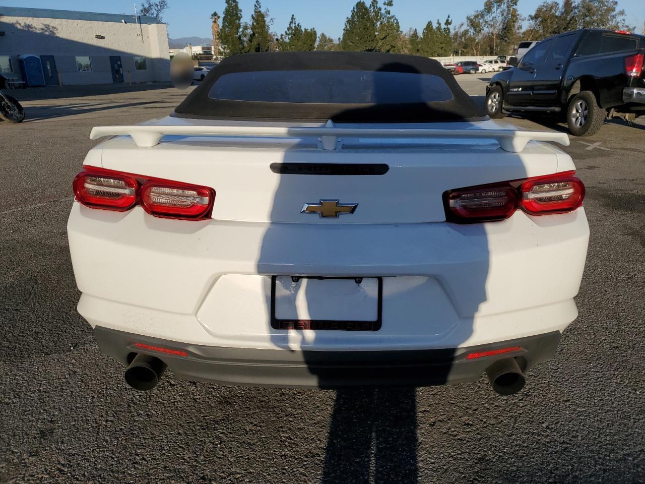 2020 Chevrolet Camaro - Image 6