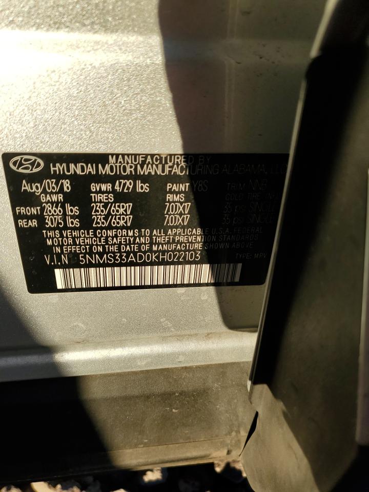 2019 Hyundai Santa Fe - Image 12