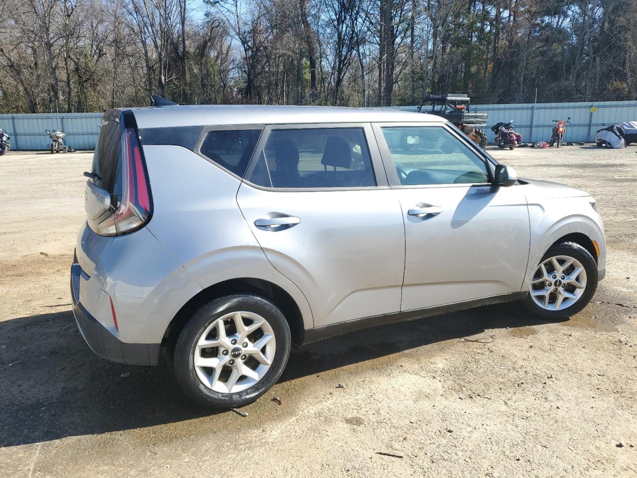 2023 Kia Soul - Image 3