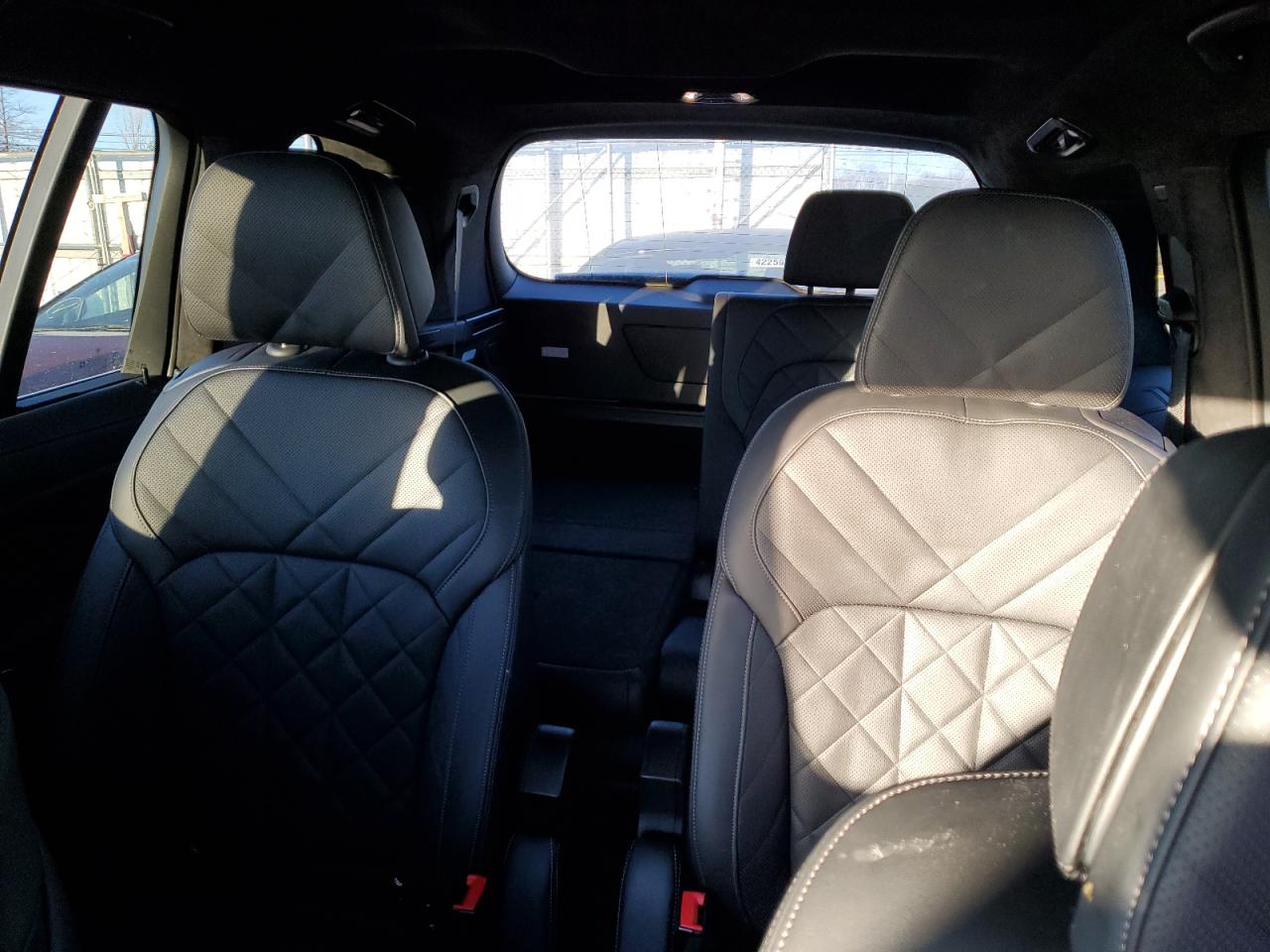 2024 BMW X7 - Image 10
