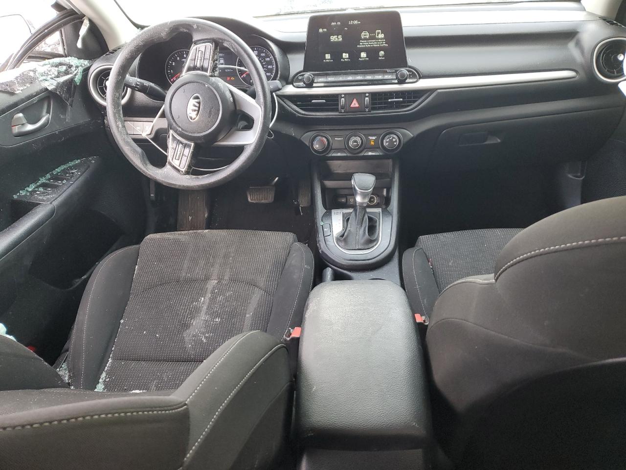 2021 Kia Forte - Image 8