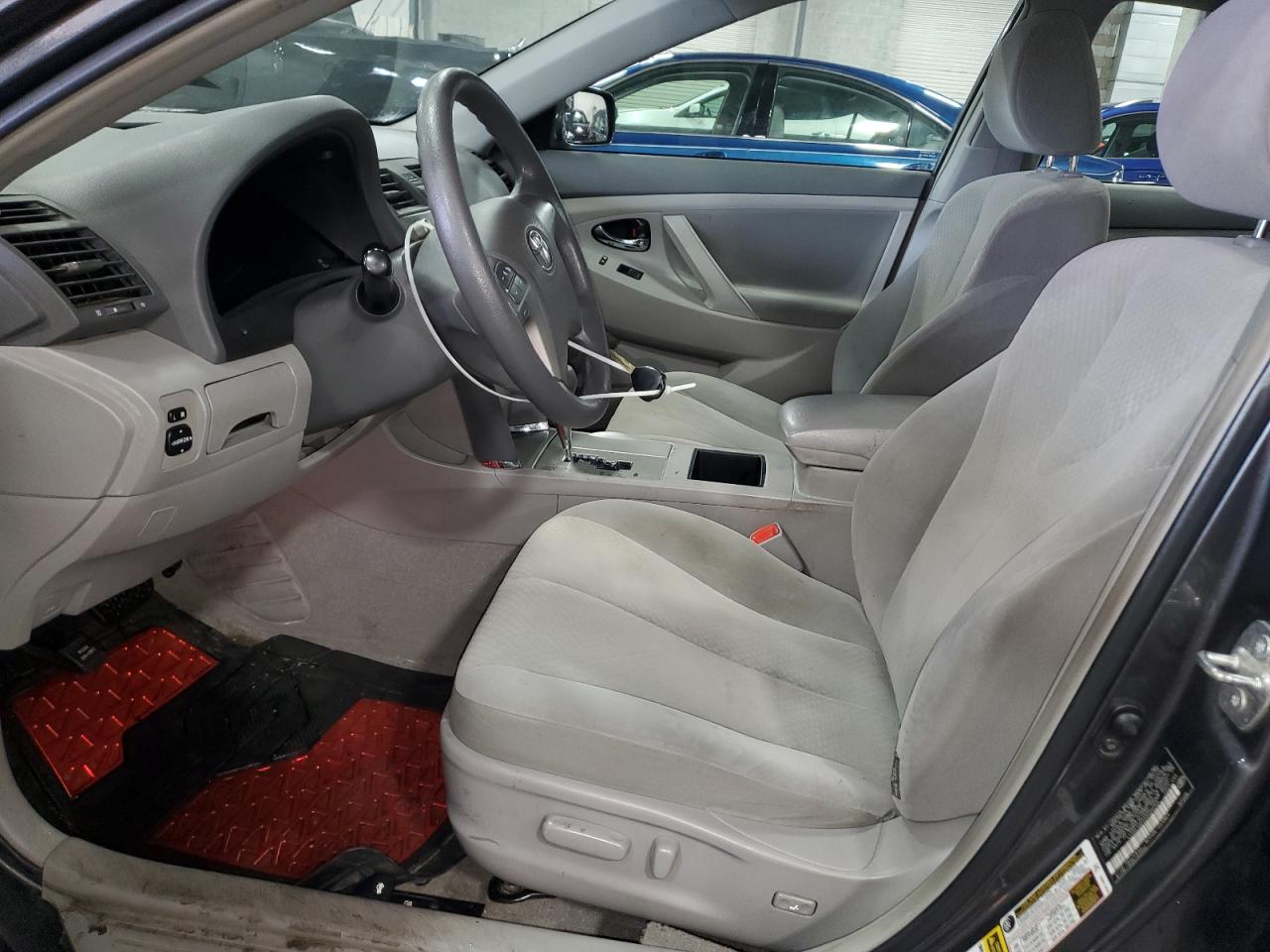 2009 Toyota Camry - Image 7