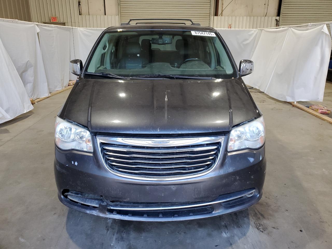 VIN 2C4RC1CGXFR756060 2015 CHRYSLER MINIVAN no.5