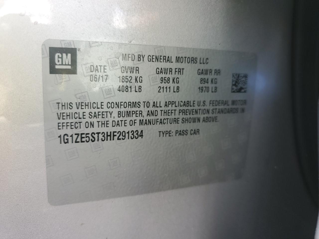 2017 Chevrolet Malibu - Image 14