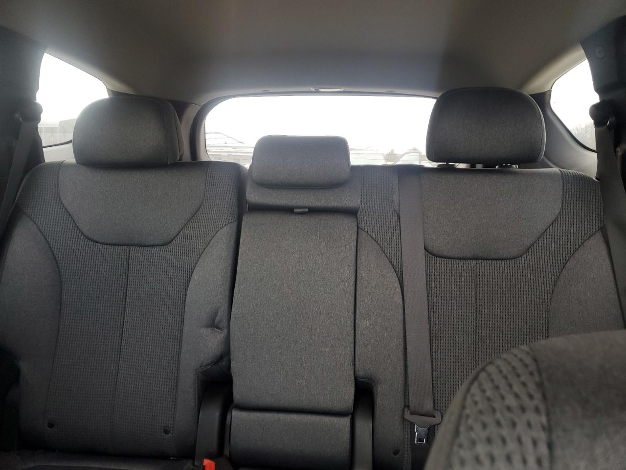 2020 Hyundai Santa Fe - Image 10