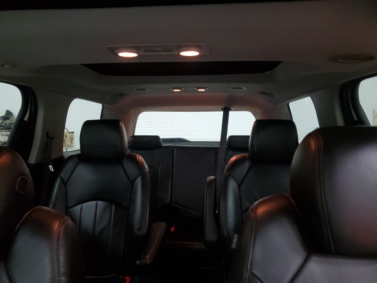 2014 GMC Acadia - Image 10