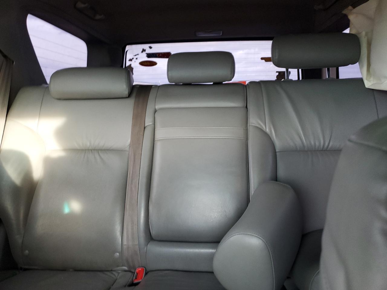 2006 Toyota 4Runner - Image 10