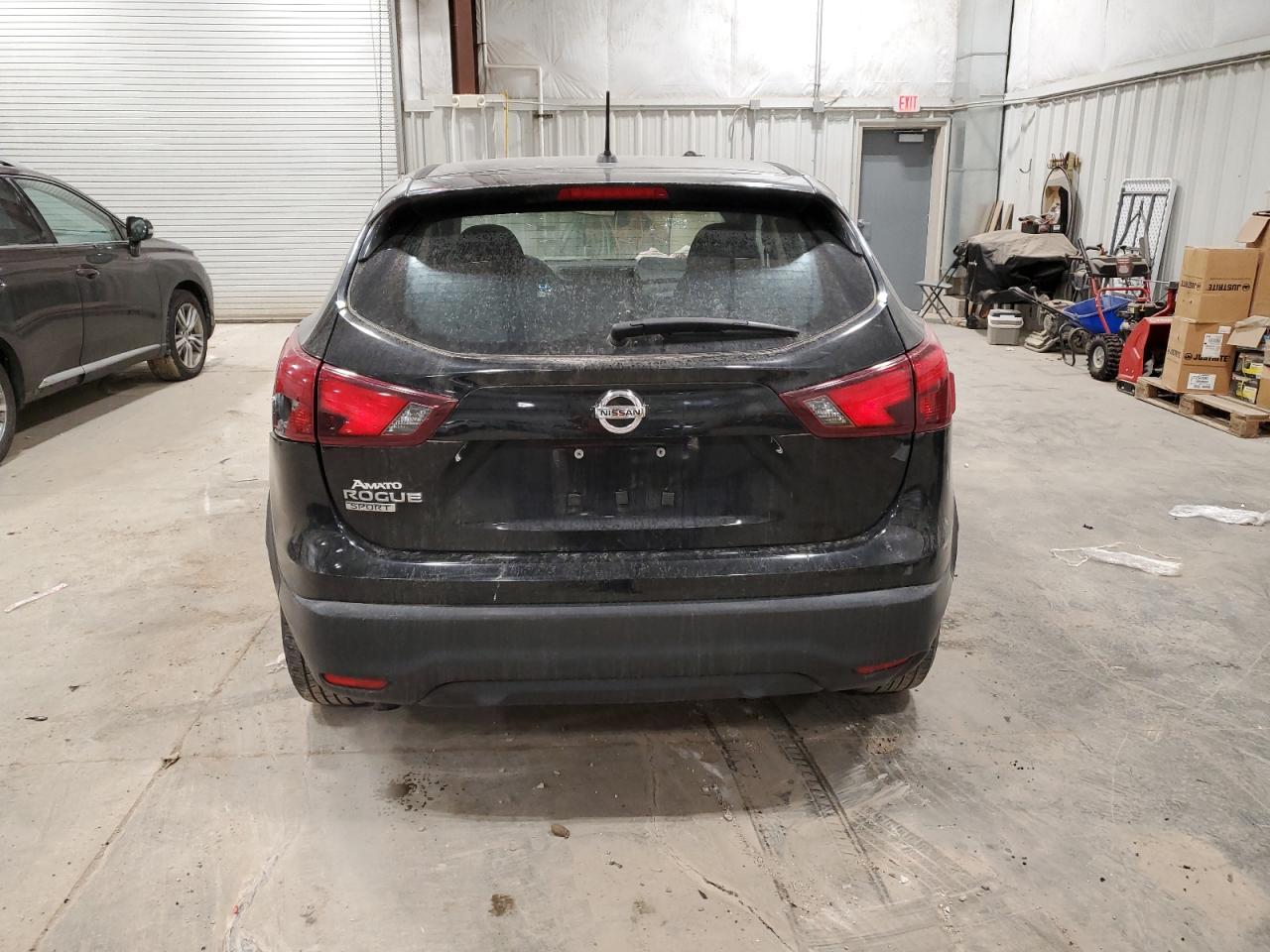 2018 Nissan Rogue - Image 6