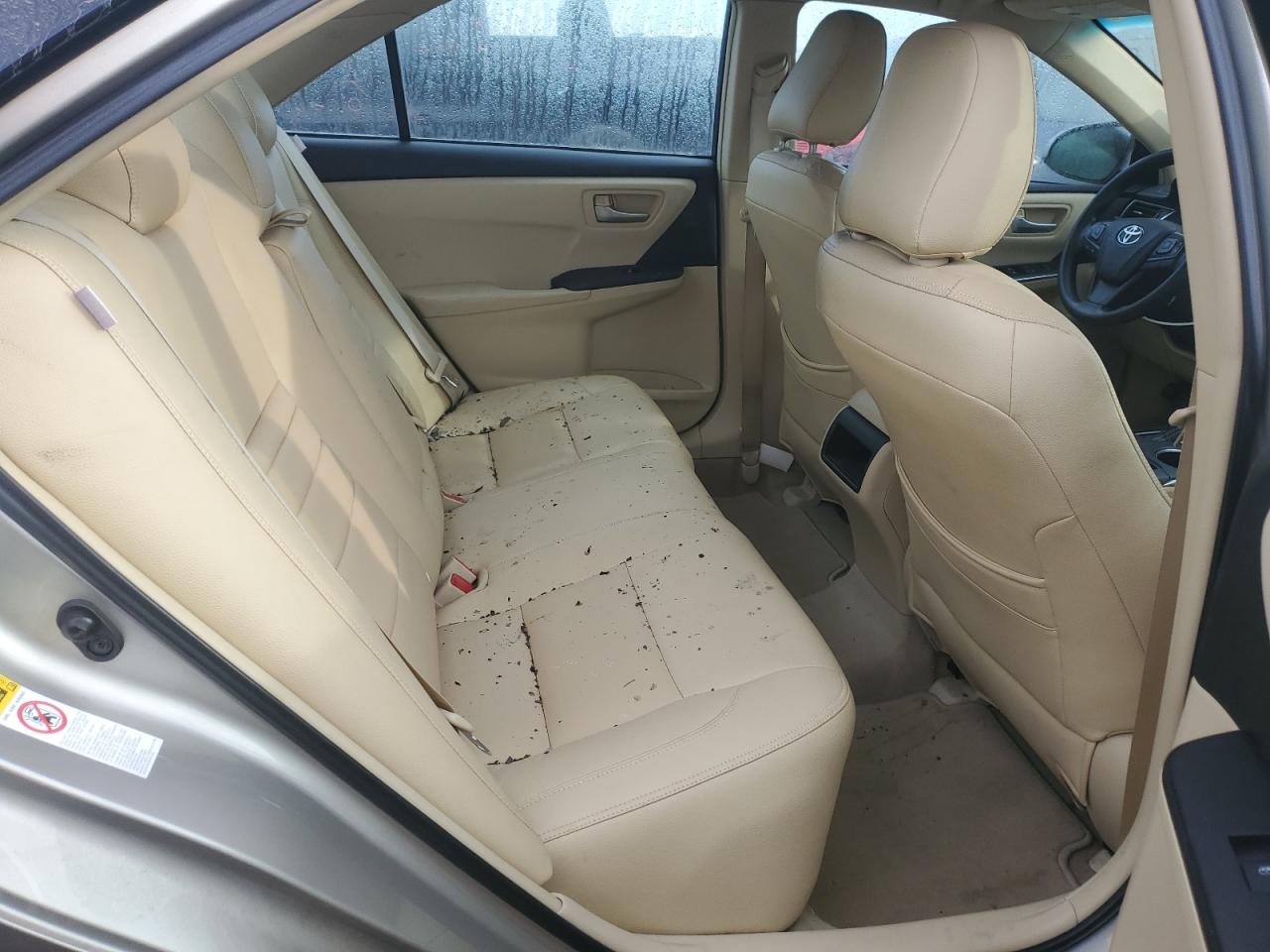 2015 Toyota Camry - Image 10