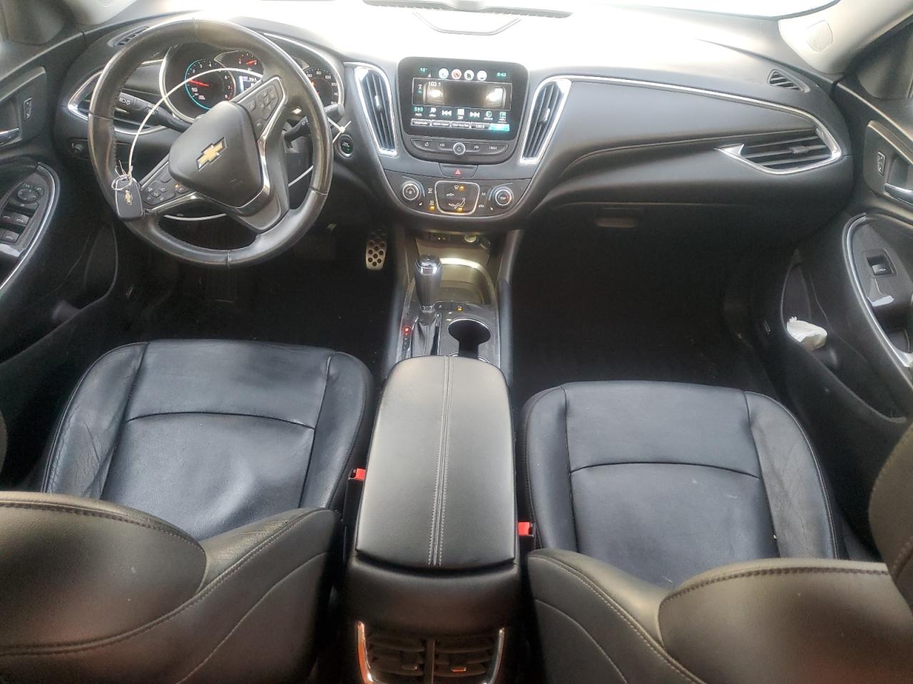 2016 Chevrolet Malibu - Image 8