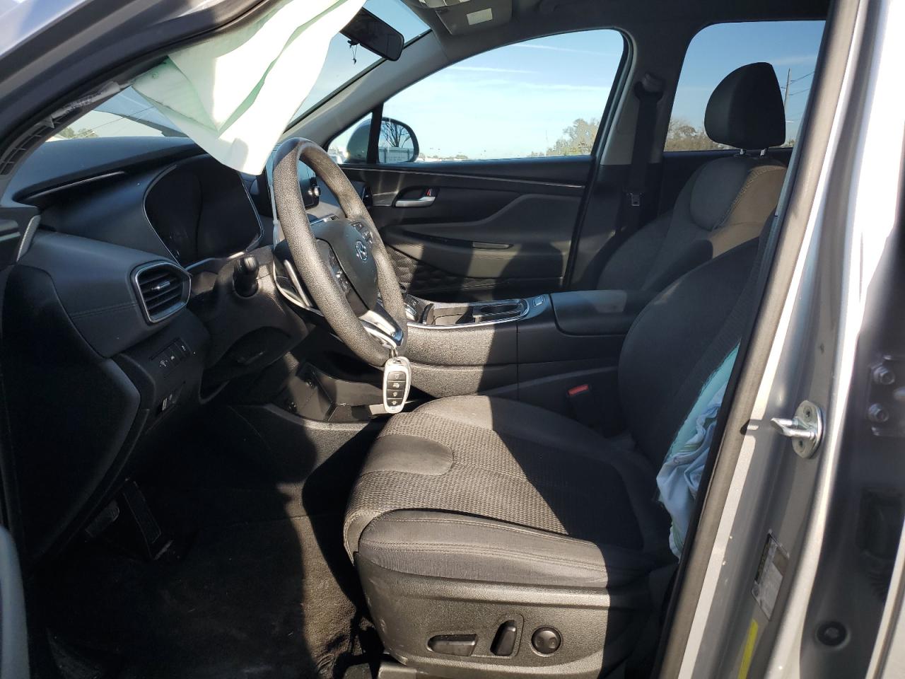 2022 Hyundai Santa Fe - Image 7