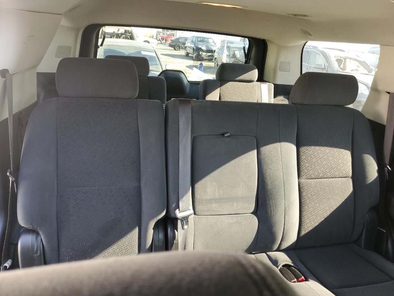 2007 Chevrolet Tahoe - Image 10