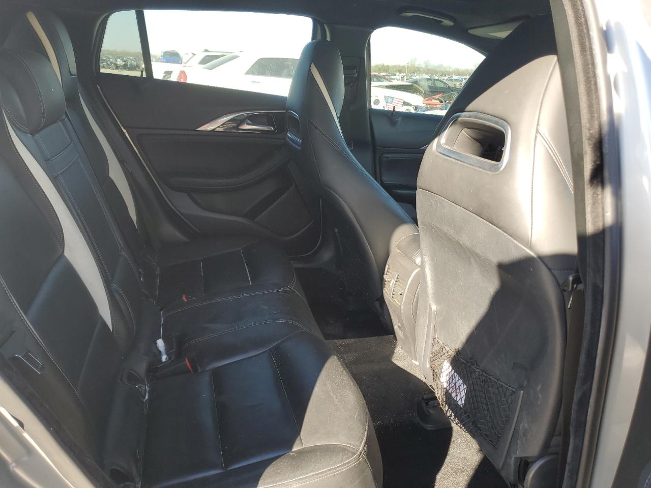 2018 Infiniti QX30 - Image 10