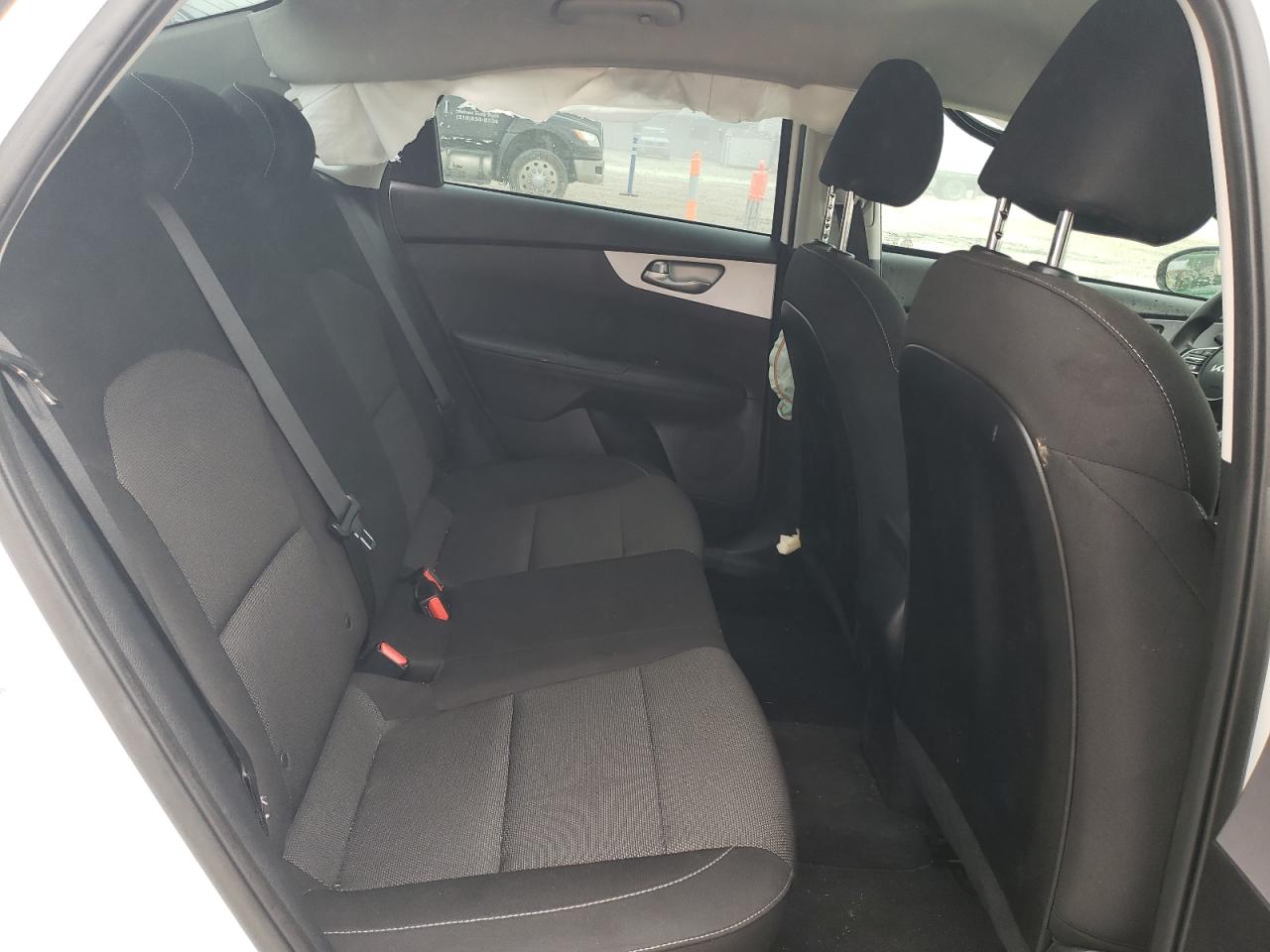 2023 Kia Forte - Image 10