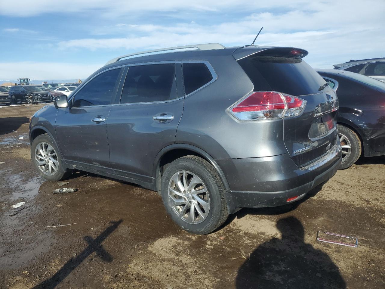 2014 Nissan Rogue - Image 2