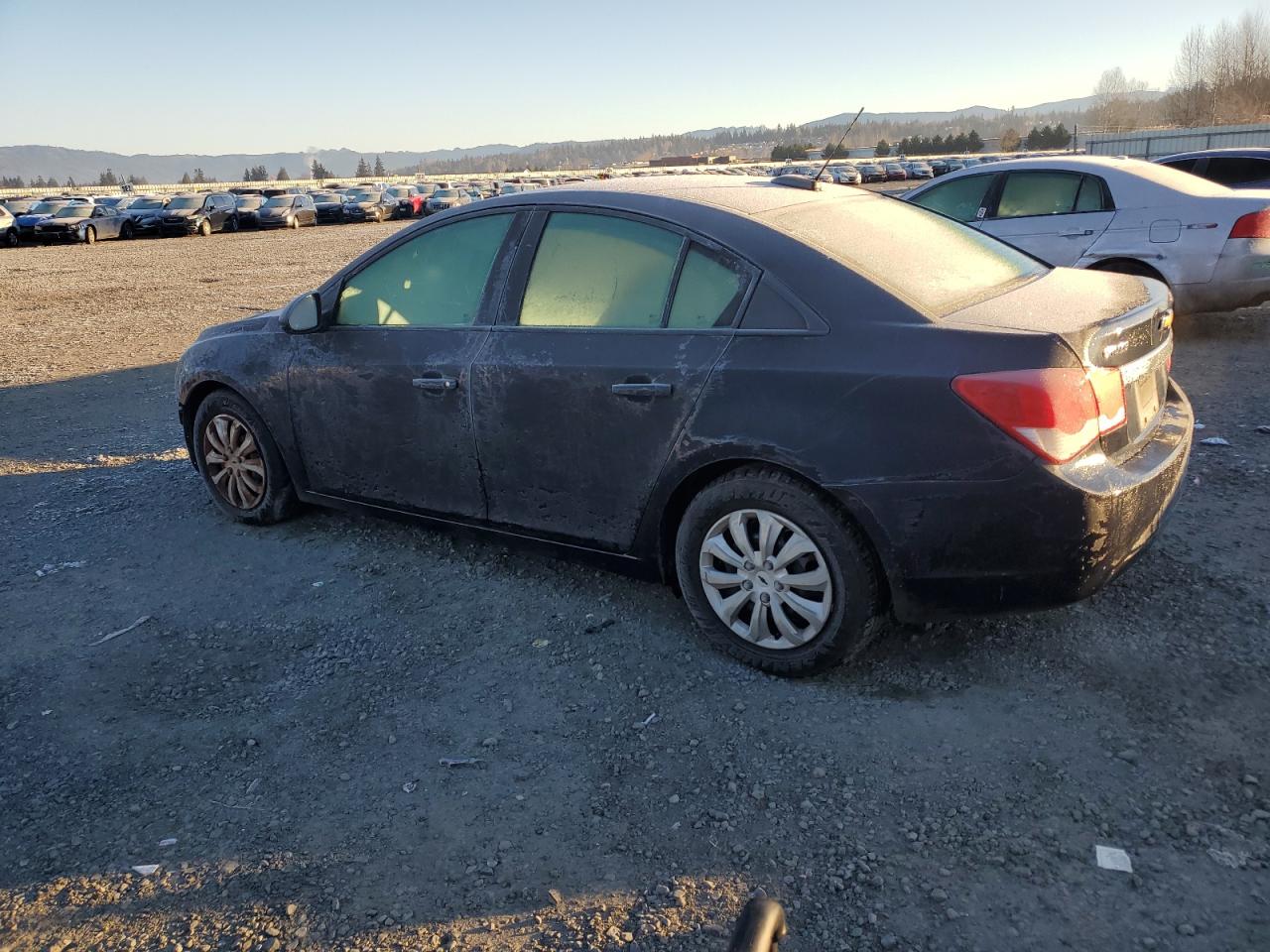 2015 Chevrolet Cruze - Image 2