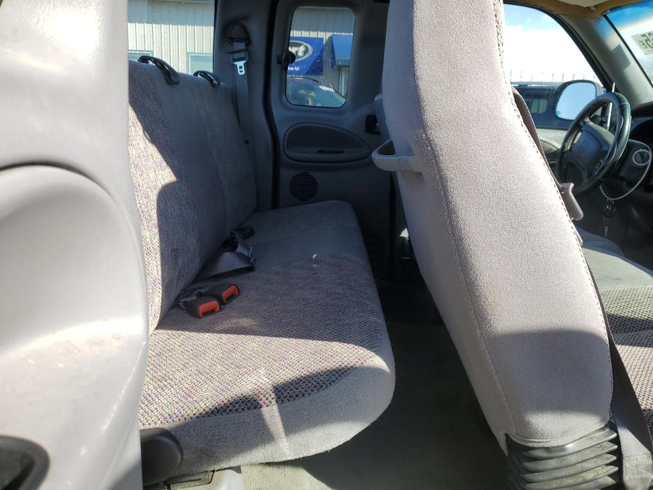 2001 Dodge RAM - Image 10