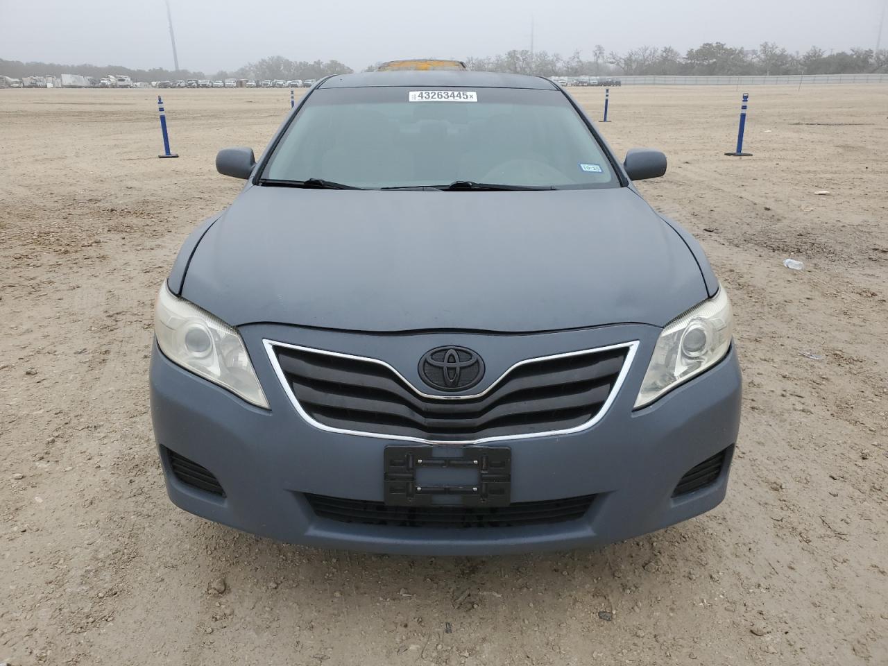 2010 Toyota Camry - Image 5
