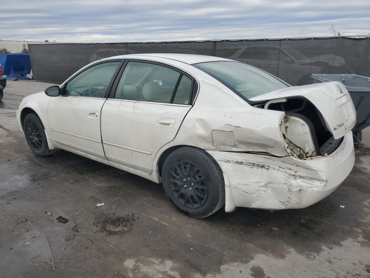 2005 Nissan Altima - Image 2