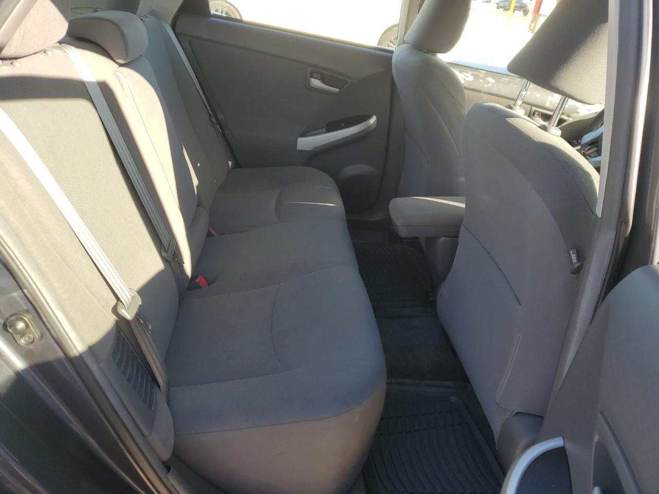2011 Toyota Prius - Image 10
