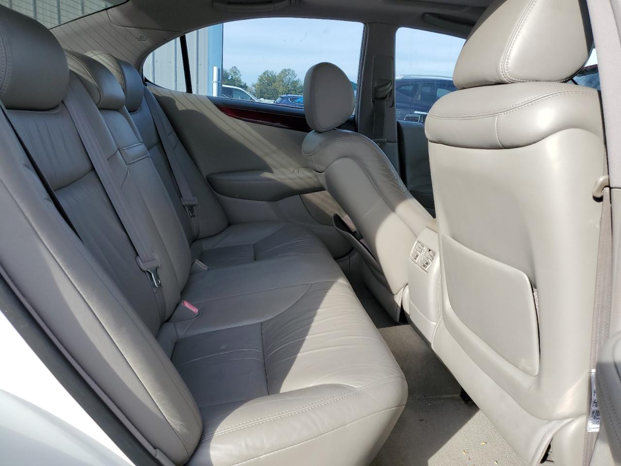 2004 Lexus Es 330 VIN: JTHBA30G545054258 Lot: 88881395