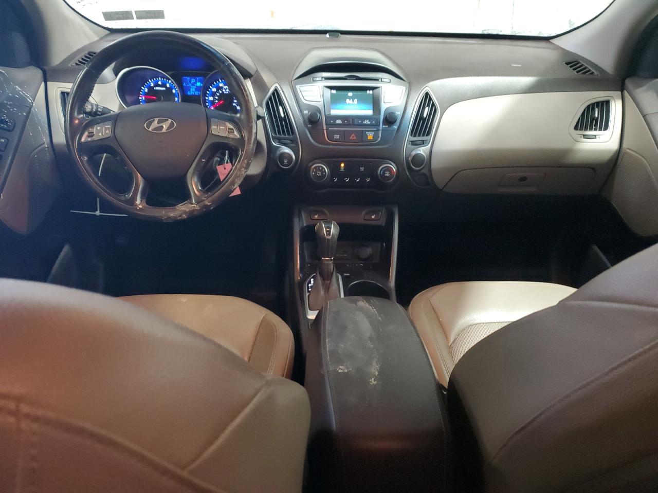 2015 Hyundai Tucson - Image 8