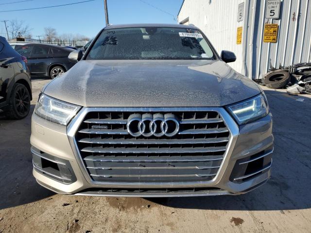 Parquets AUDI Q7 2017 Gray