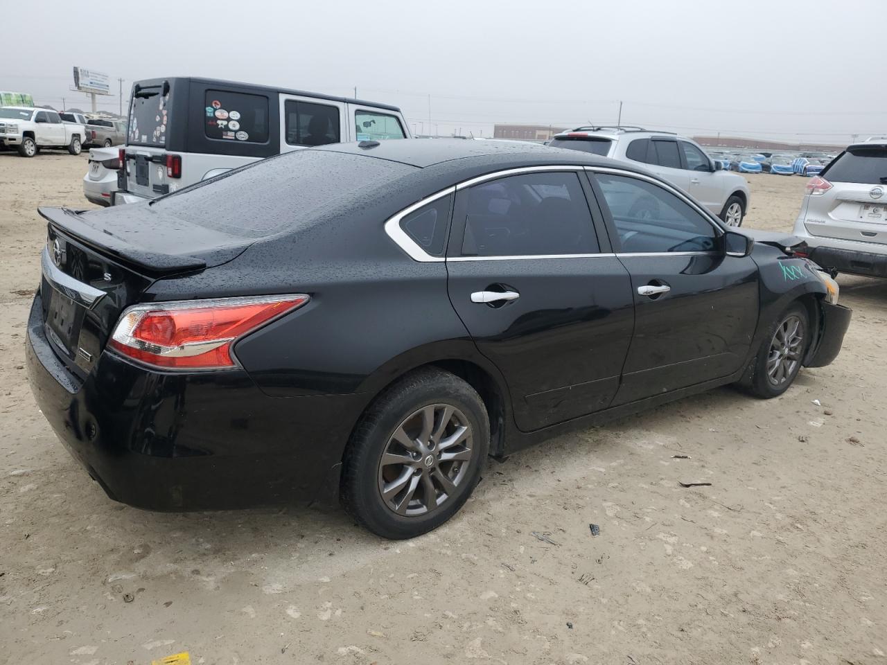 2015 Nissan Altima - Image 3