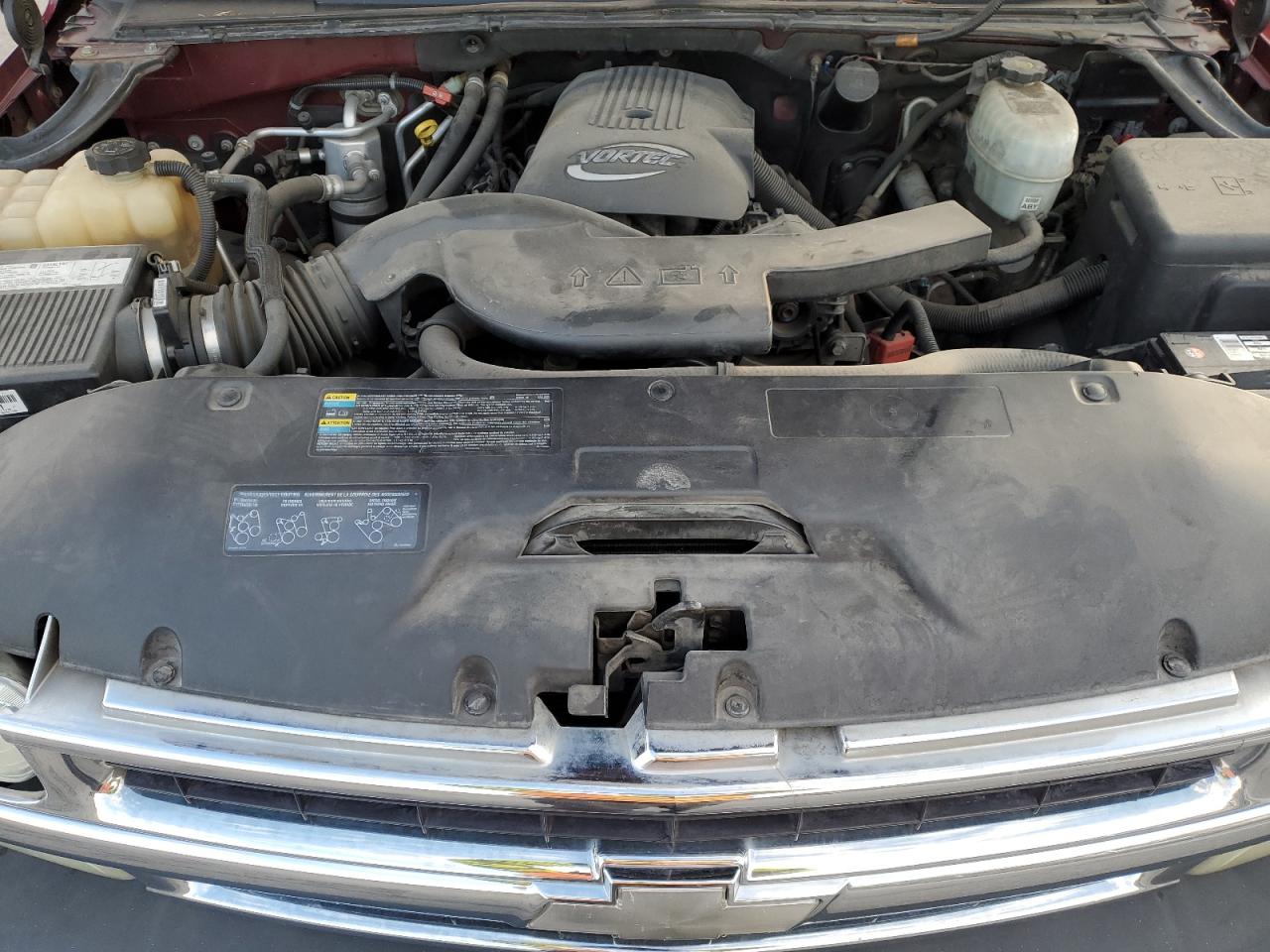 2005 Chevrolet Tahoe - Image 12