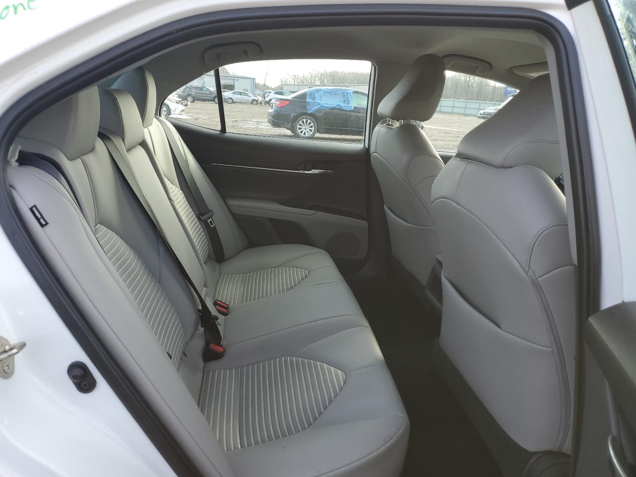 2020 Toyota Camry - Image 10