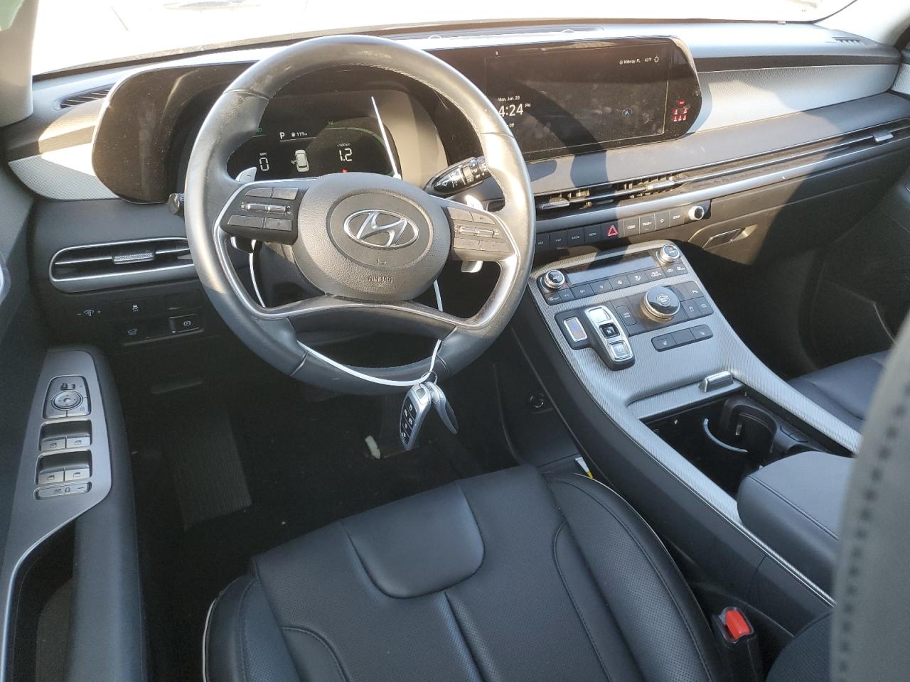 2023 Hyundai Palisade - Image 8