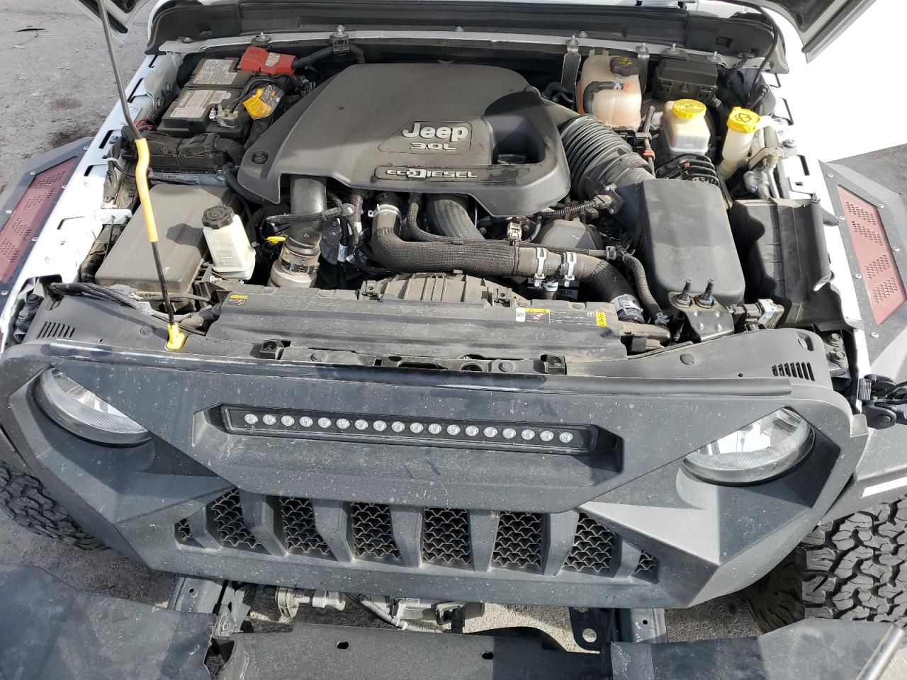 2021 Jeep Wrangler - Image 12