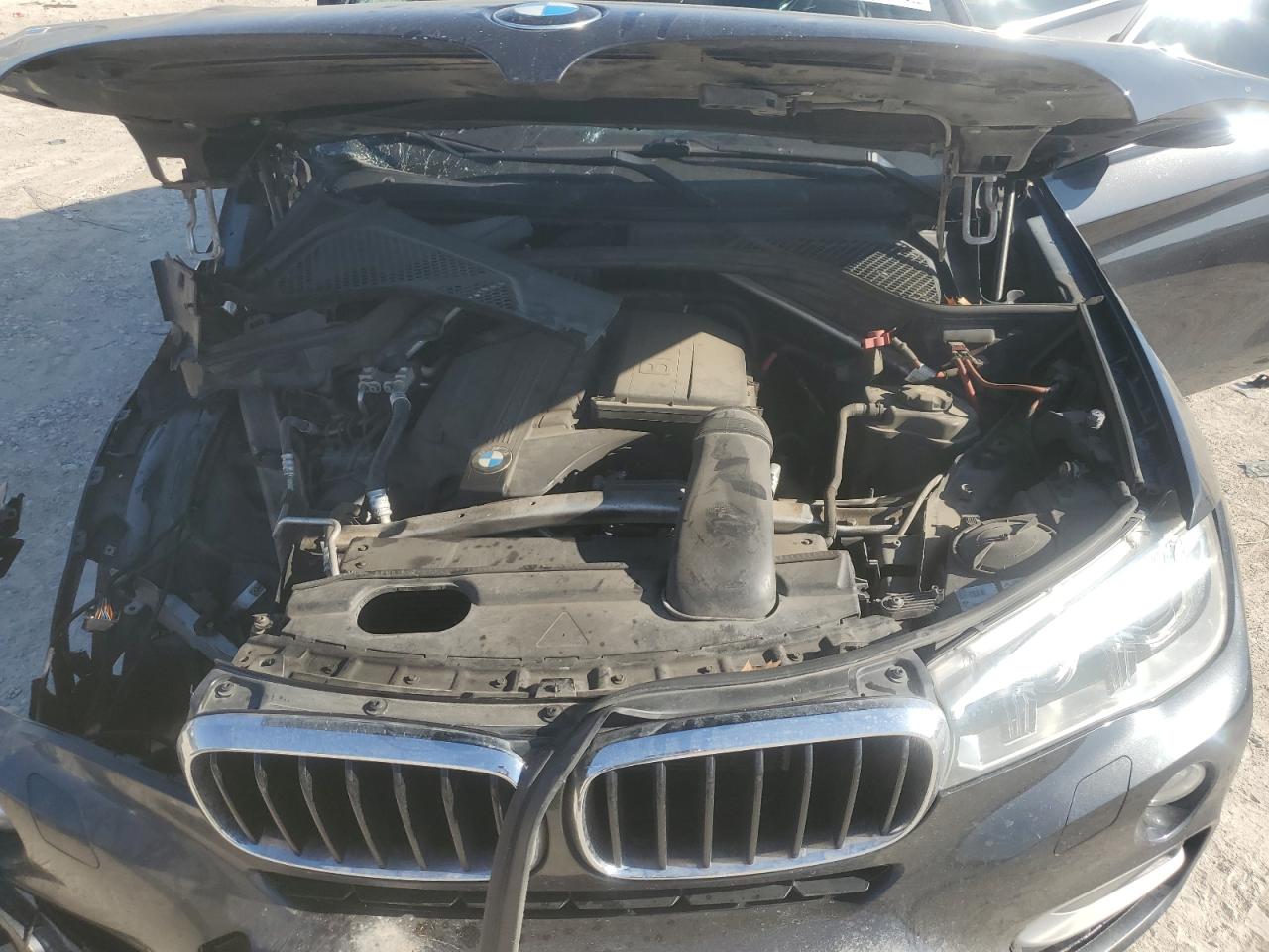 2015 BMW X6 - Image 14