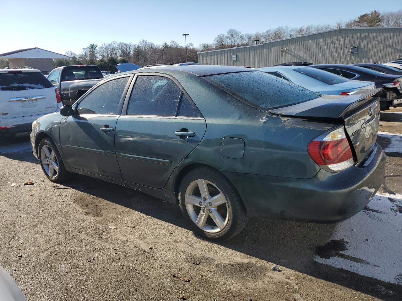 2005 Toyota Camry - Image 2