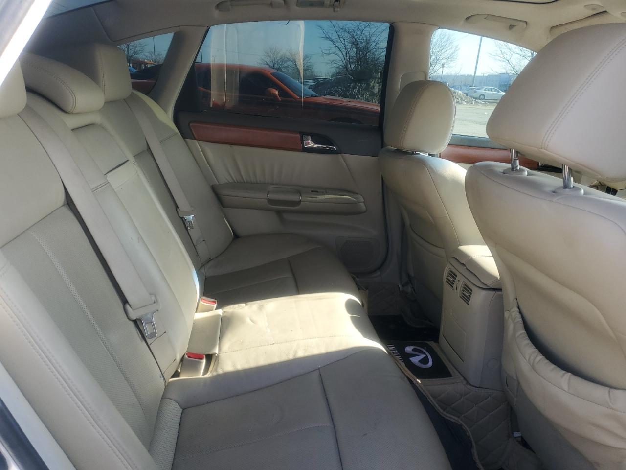 2007 Infiniti M - Image 10
