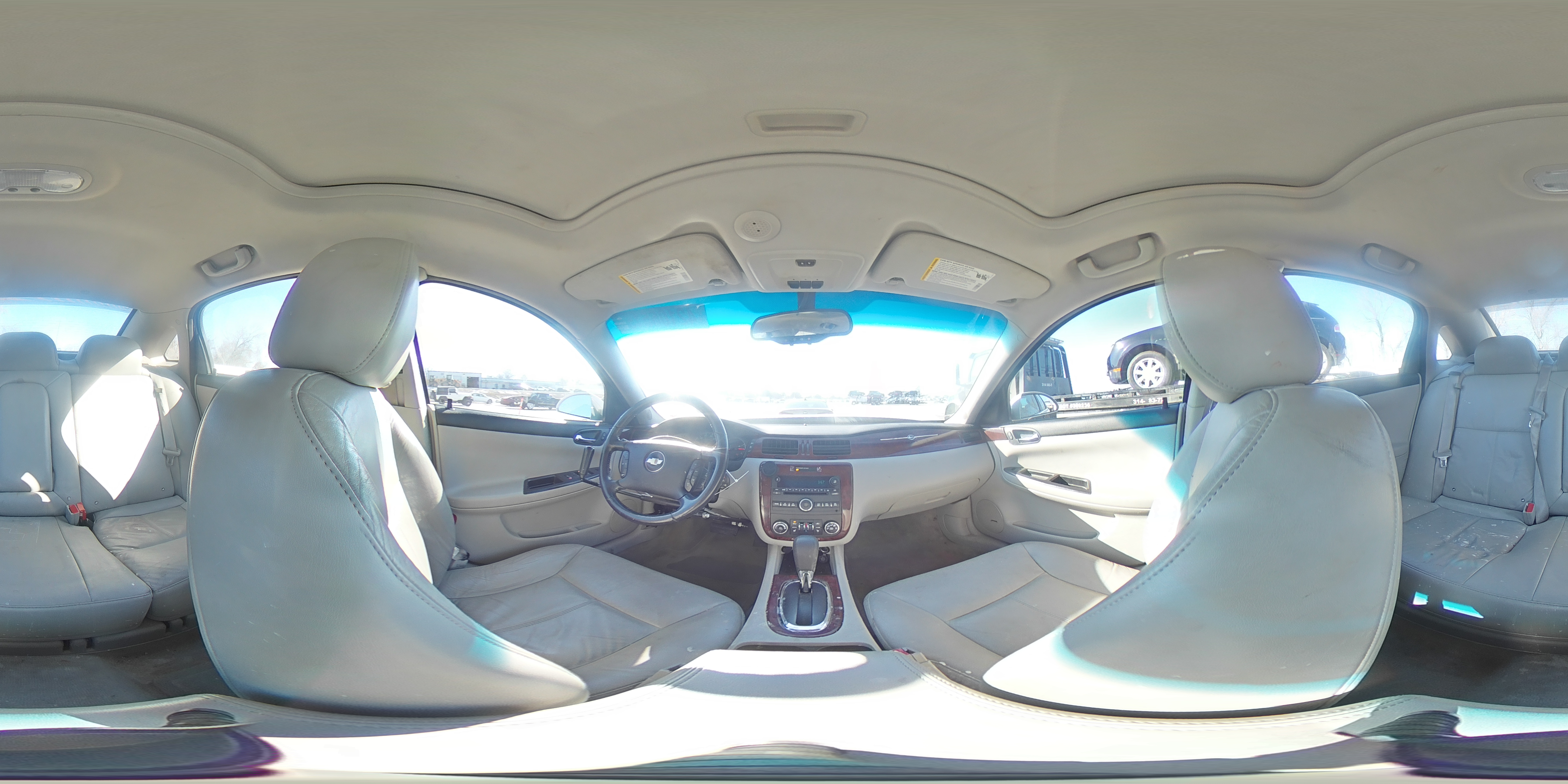 2010 Chevrolet Impala - Image 12