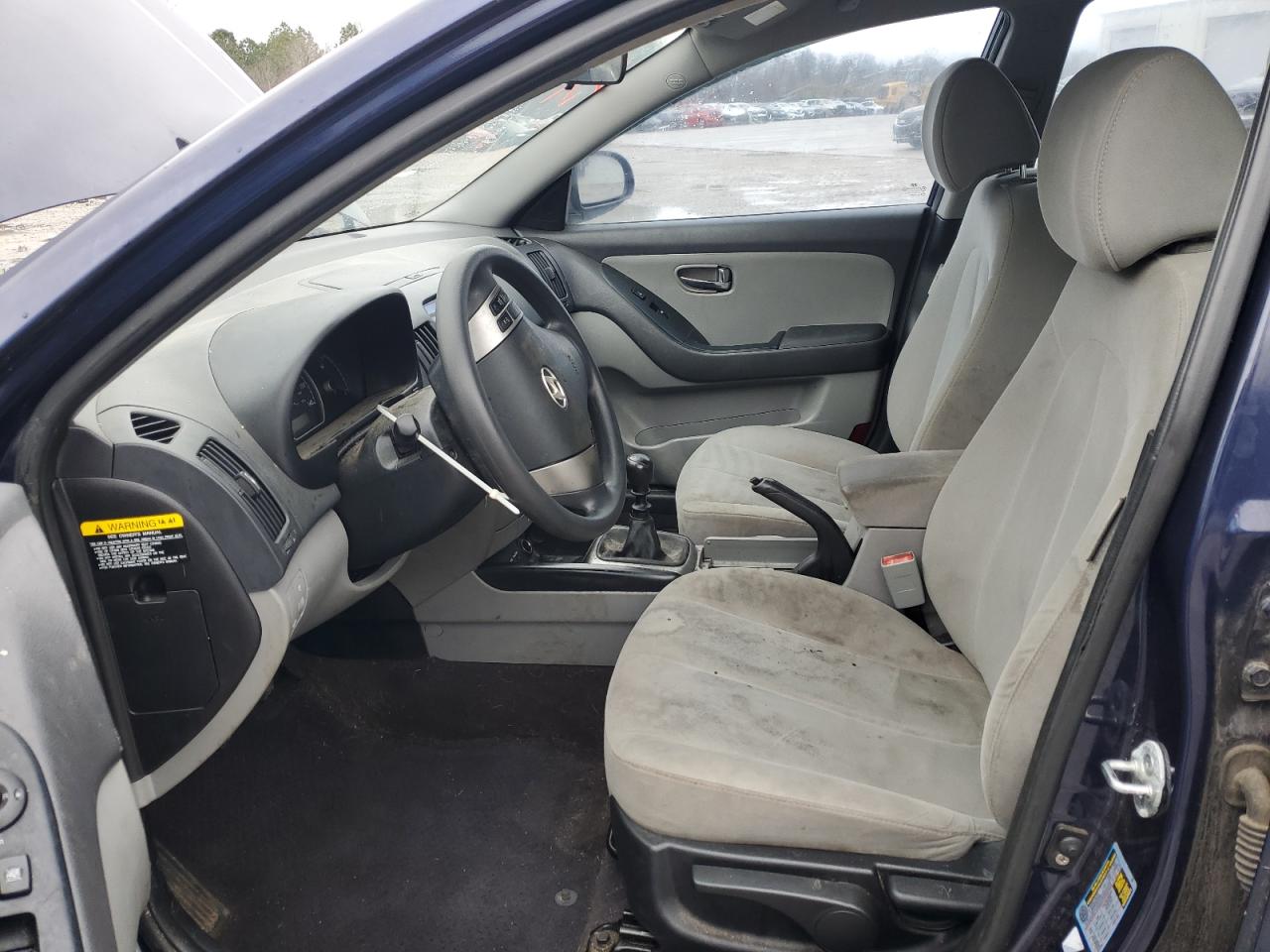 2010 Hyundai Elantra - Image 7