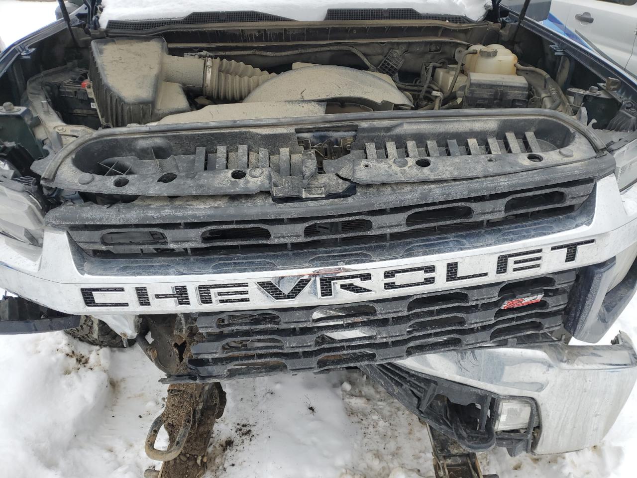 2022 Chevrolet Silverado - Image 11