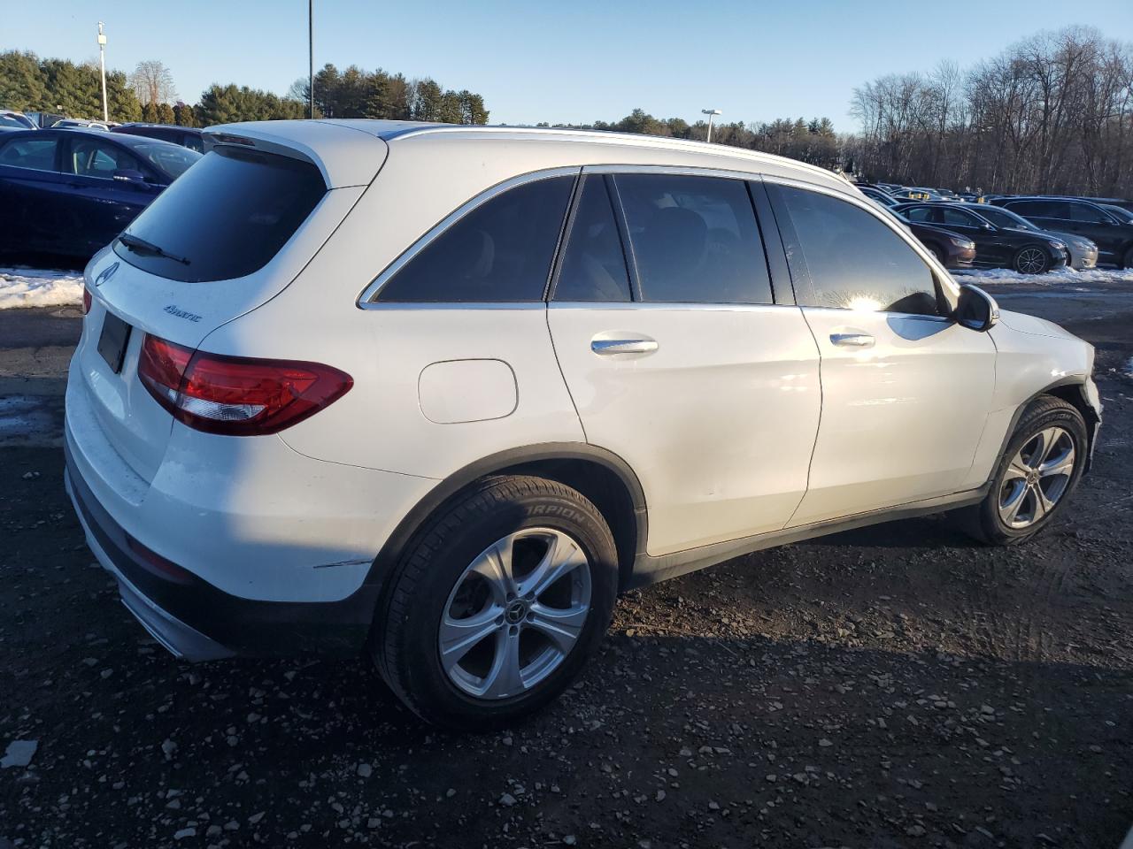 2018 Mercedes-Benz GLC - Image 3