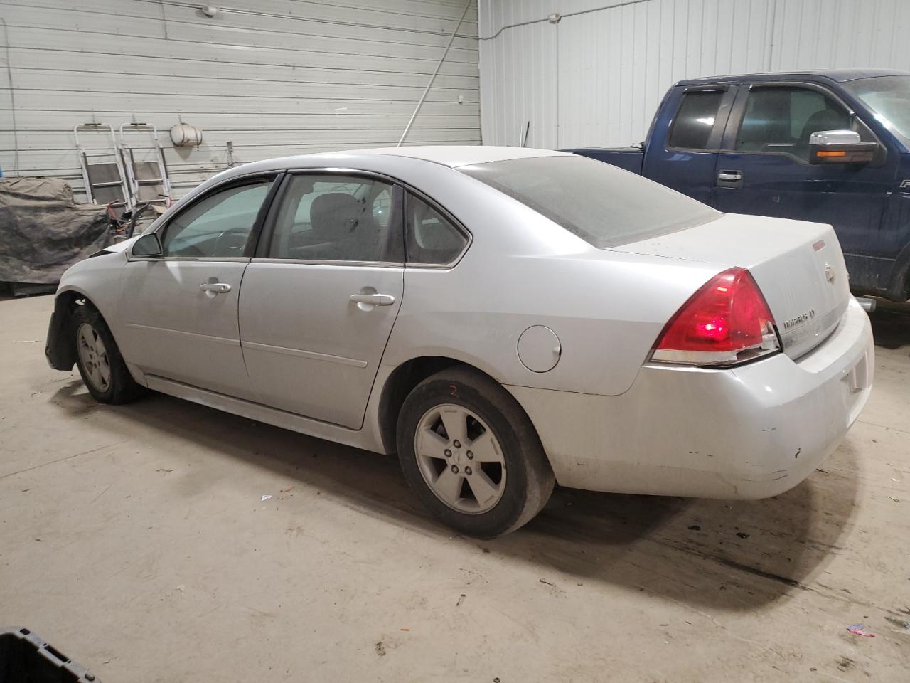 2011 Chevrolet Impala - Image 2