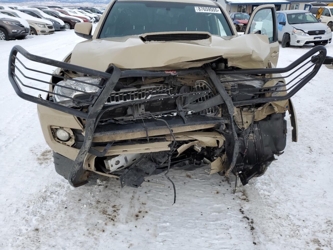 2017 Toyota Tacoma - Image 11